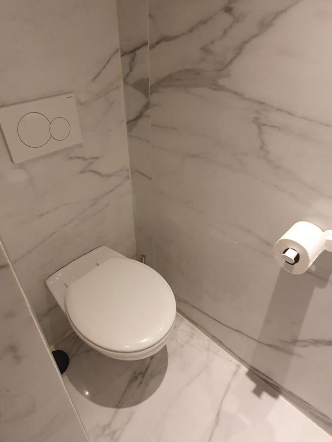 B96 Suites Bruxelles Esterno foto